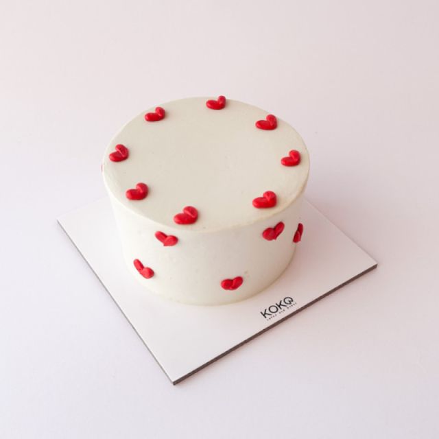 Bento White Base With Red Hearts