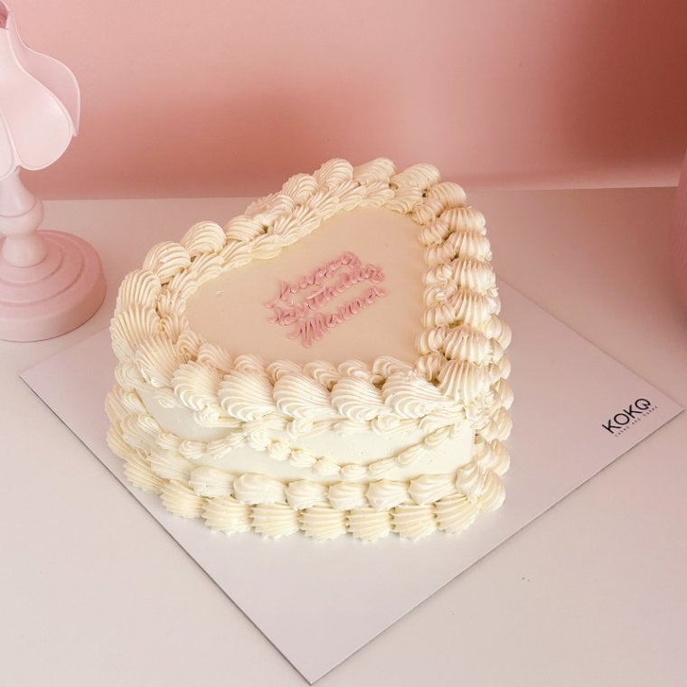 Bento White Vintage Heart Shape