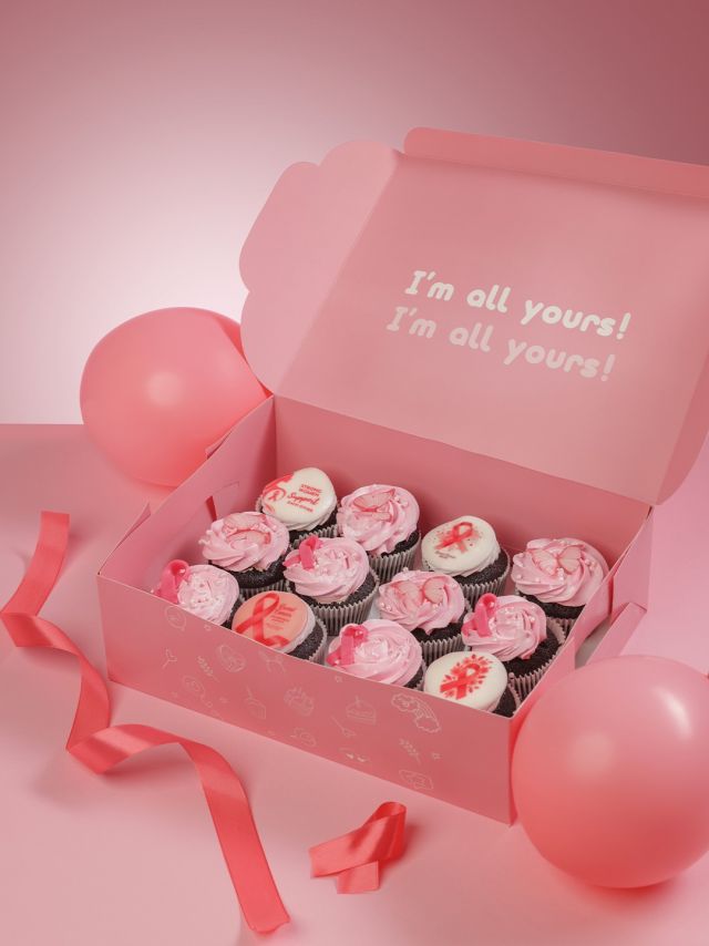 MIX STRONG WOMEN 2026 Dozen cupcakes