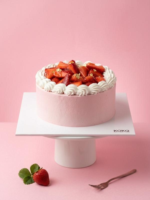 Strawberry Dream Cake